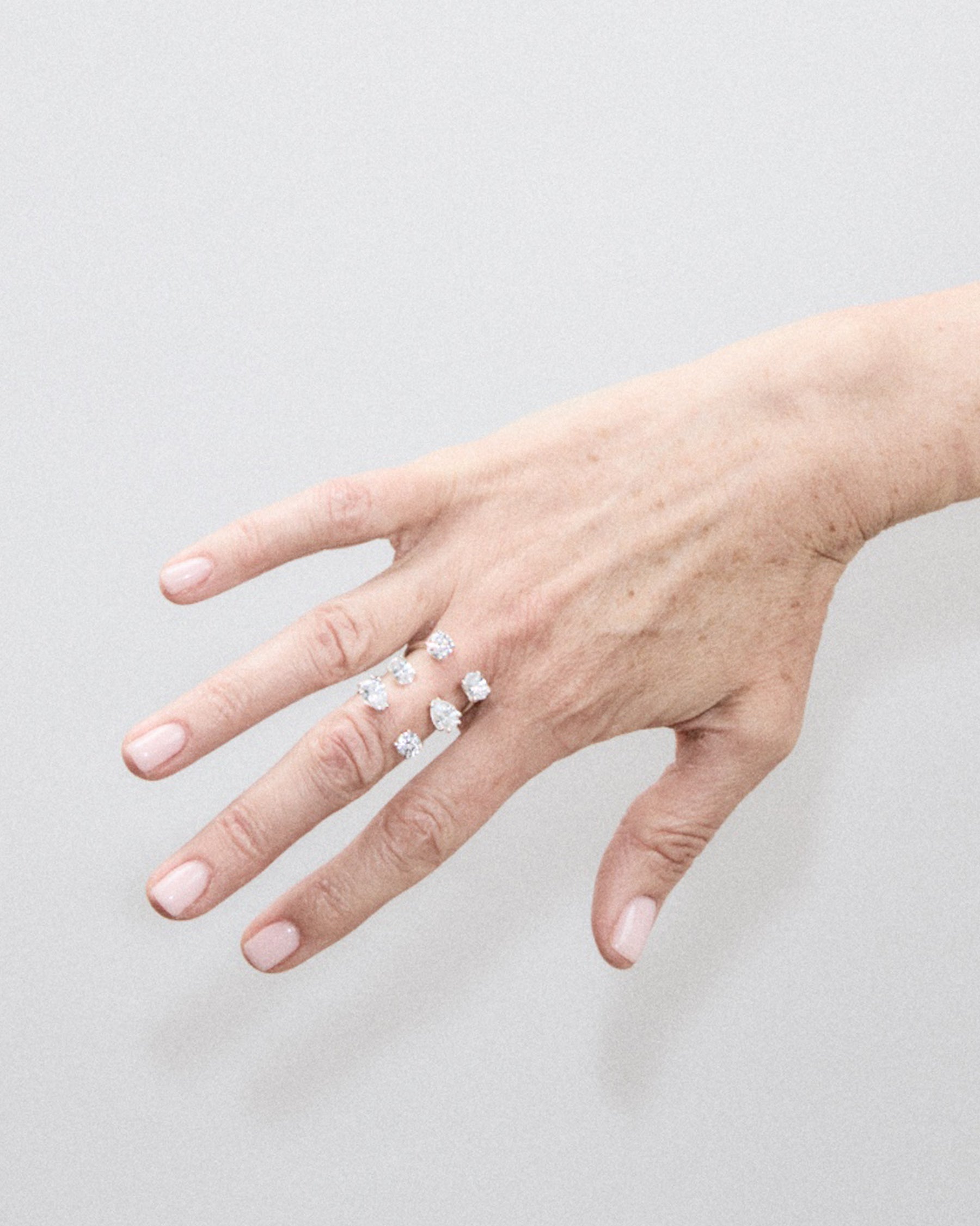 6 Stone Ring — Silver