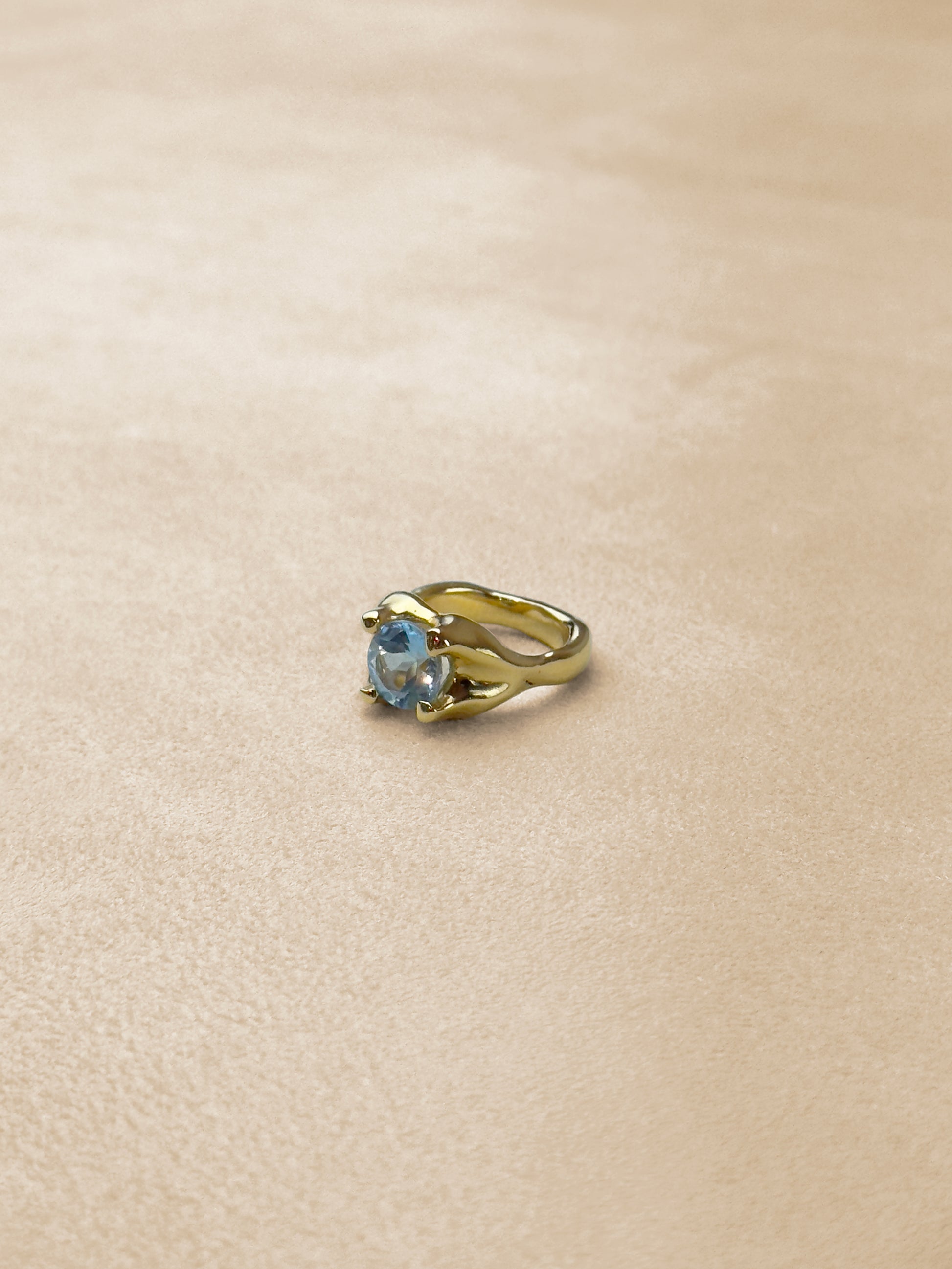 Odd Ring #1 – Sky Topaz – 18K Gold Plated