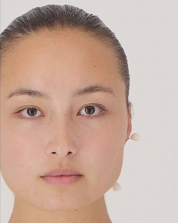 Antenna Earring — White Pearl