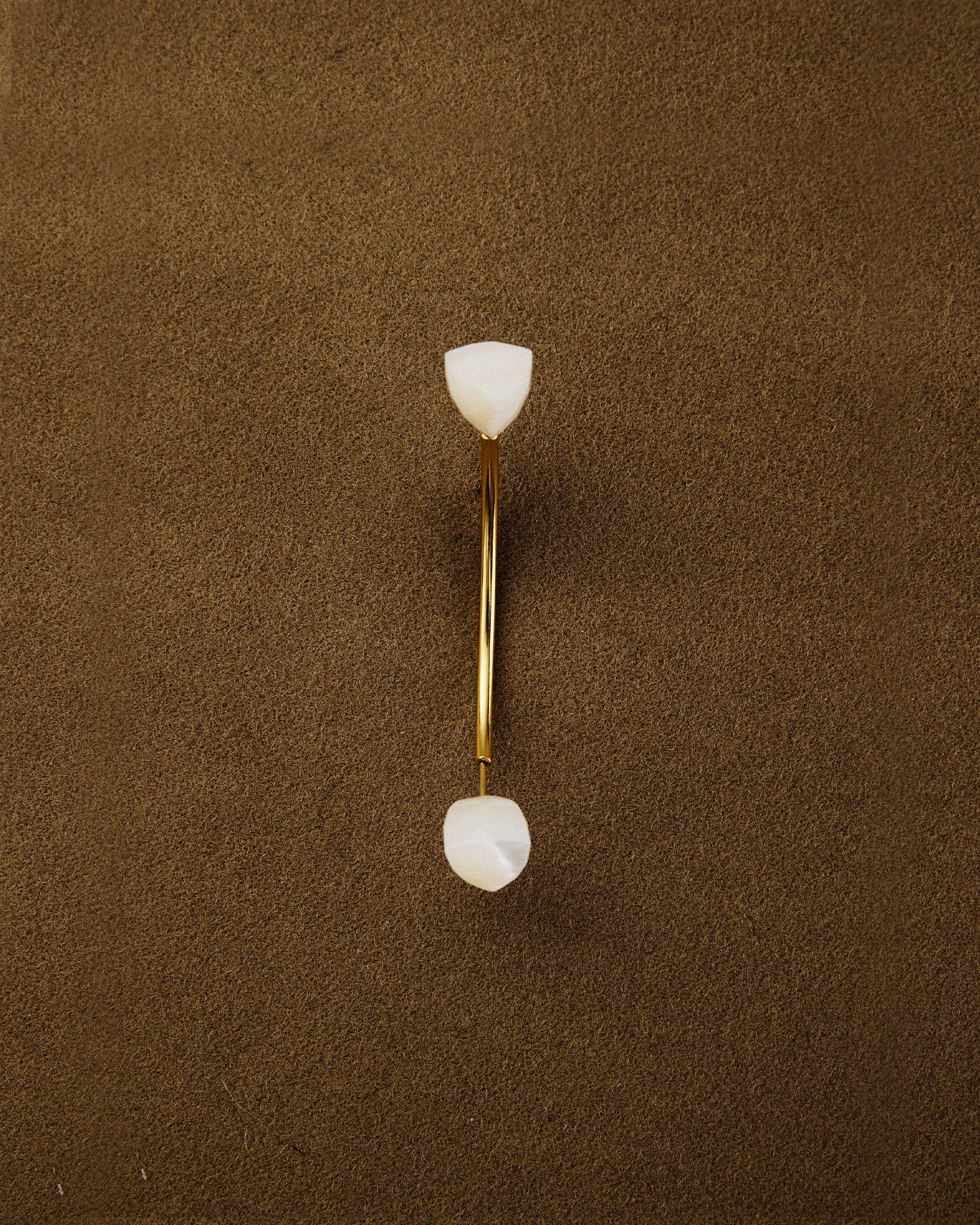 Antenna Earring — White Pearl