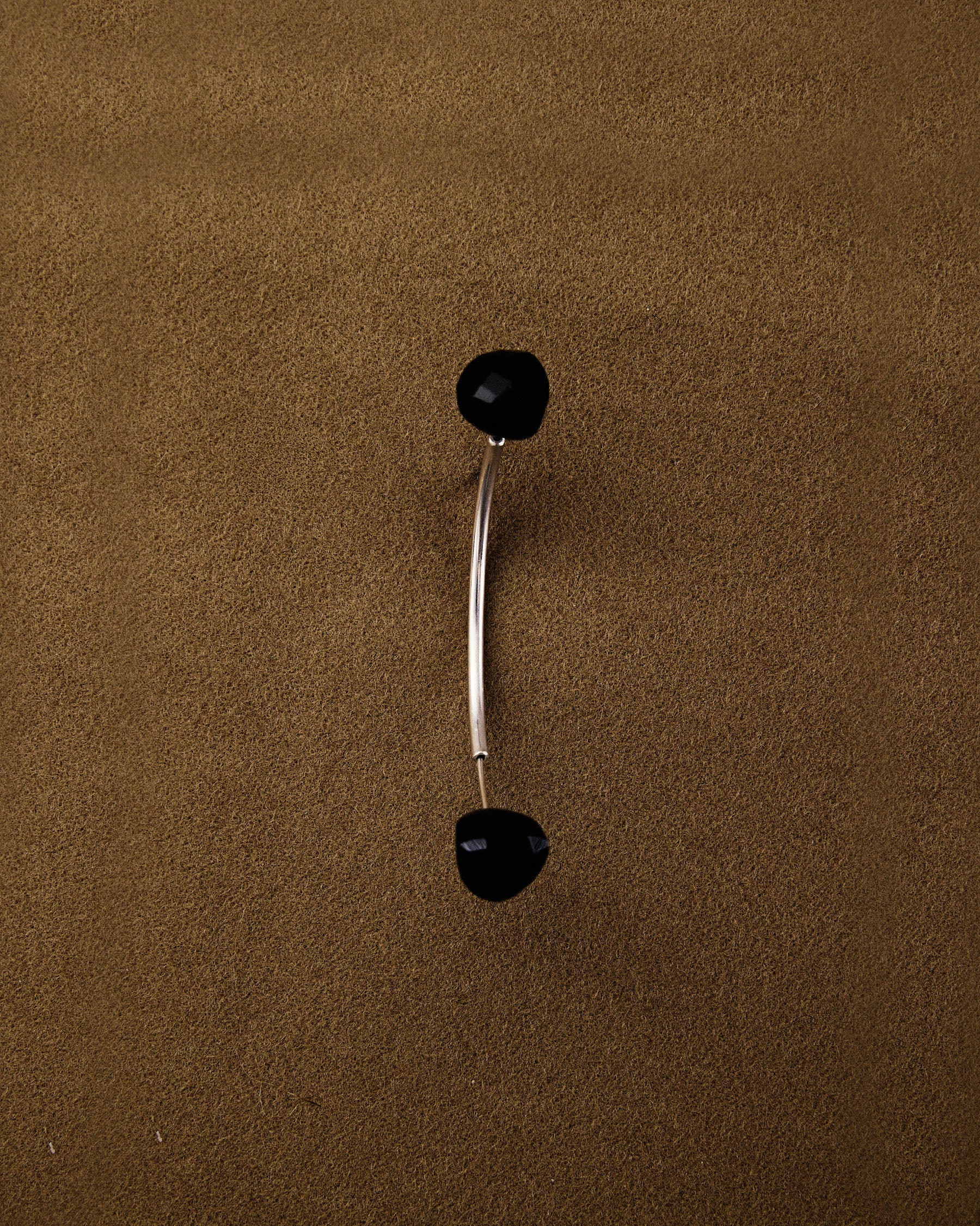 Antenna Earring — Onyx