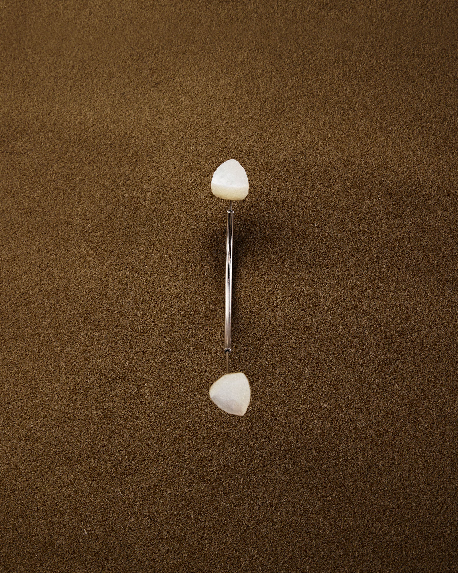 Antenna Earring — White Pearl