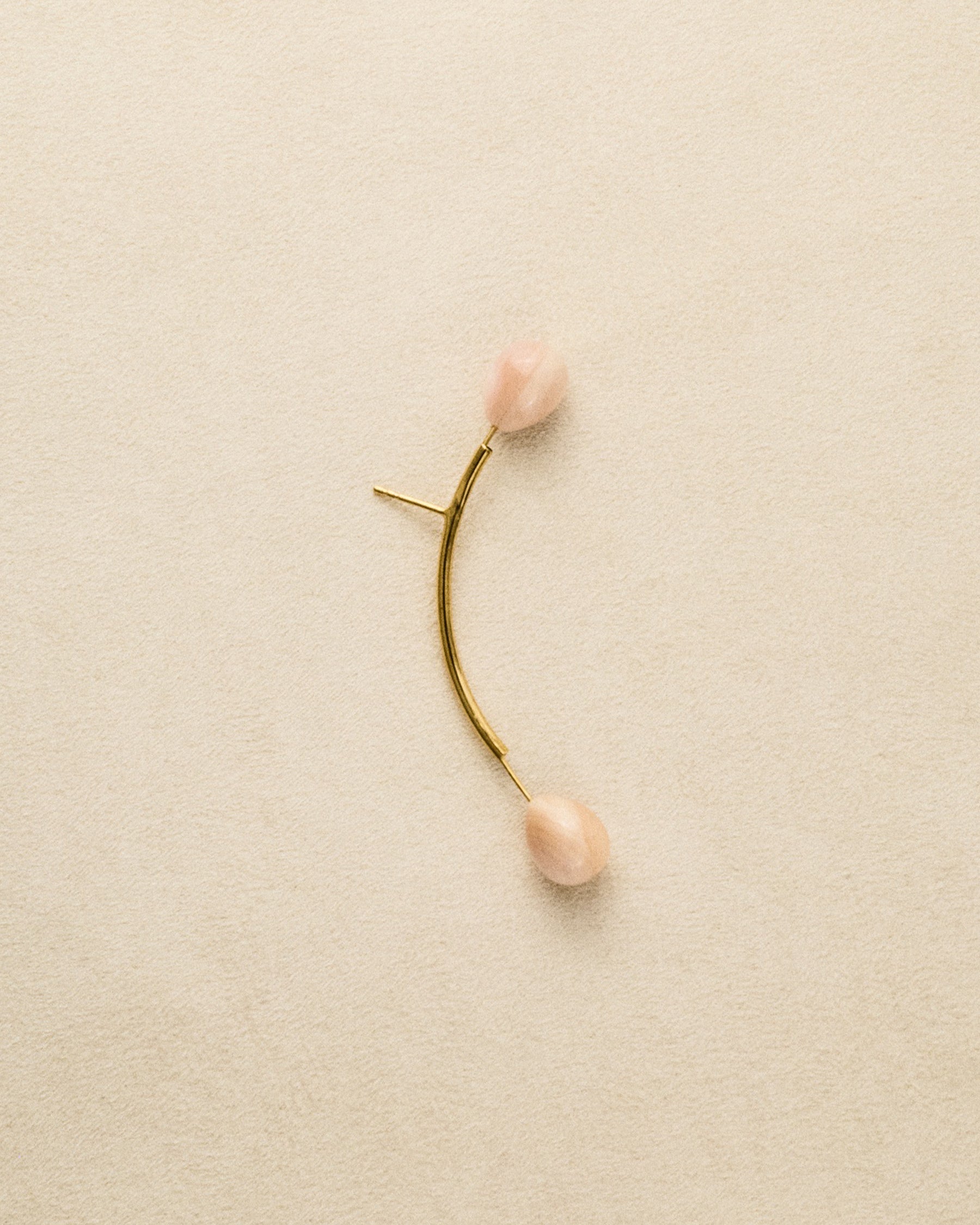 Antenna Earring — Rose Pearl