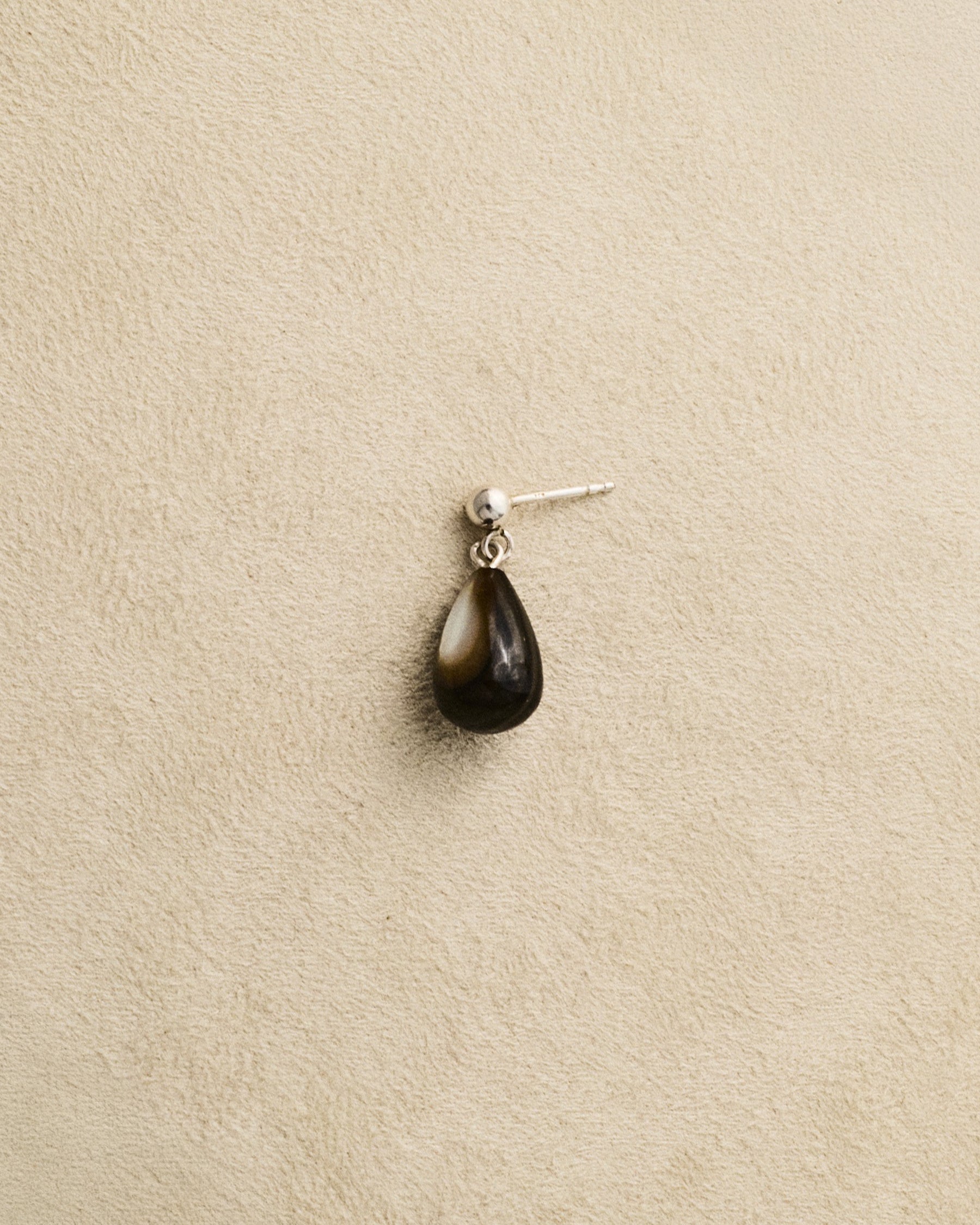 Ear Drop — Brown Pearl