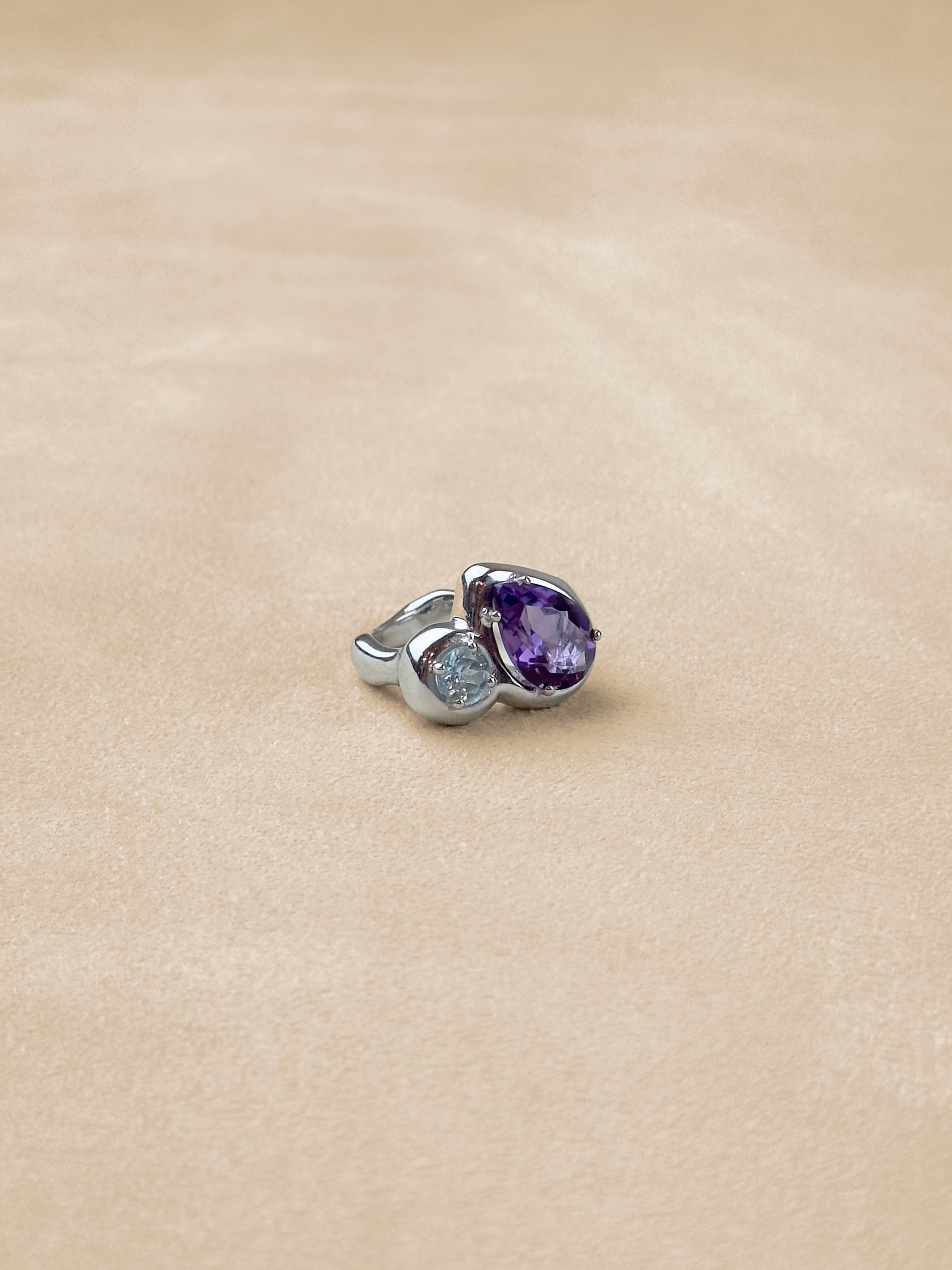 Odd Ring #2 – Sky Topaz & Amethyst – Rhodium Plated